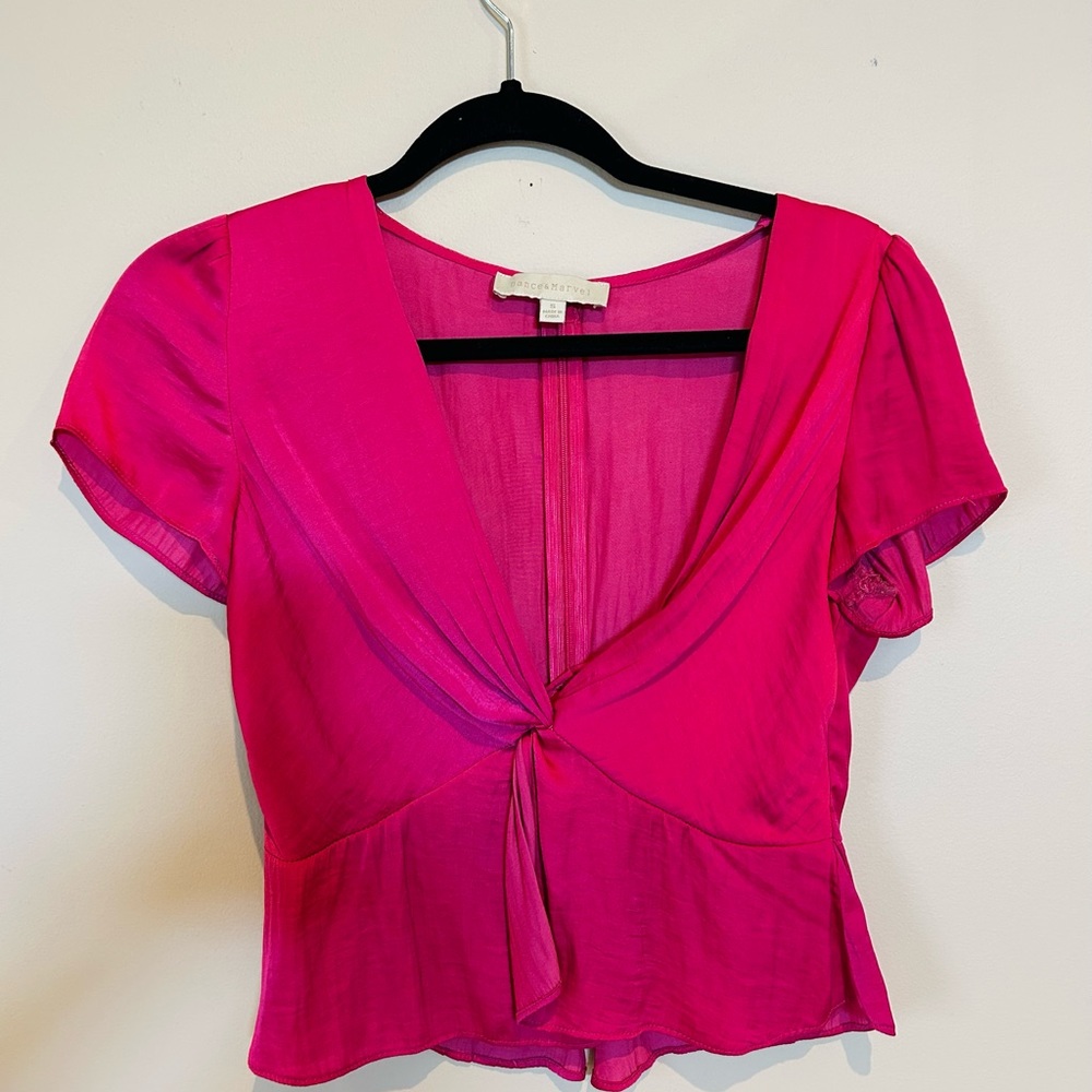 Super cute silly pink knot front top